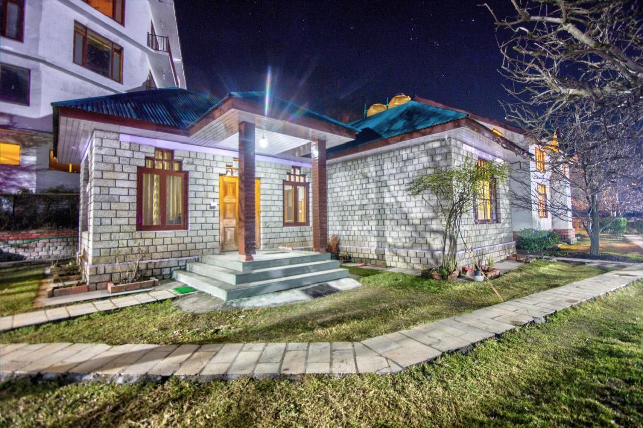 Nature House Villa Manāli Exterior foto